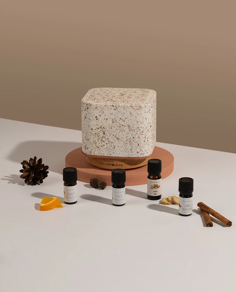 Geurwolkje® Aroma Diffuser Bundel Pumpkin Spice, Living Green Kubus Diffuser, Met etherische olie, Kaneel, Gember Sinaasappel en Vanille