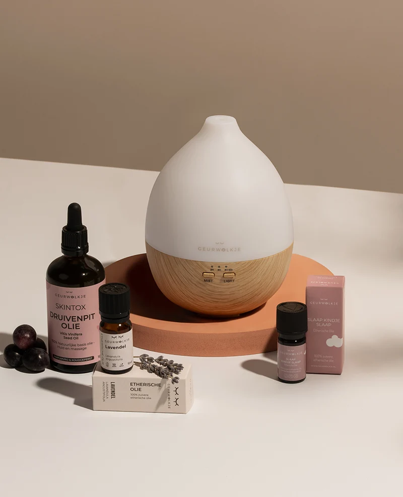 Mama Geurwolkje Voordeel Bundel Groot (Me and My Baby) - Geurwolkje® Aroma Diffuser - Nimbus 2.0 - Licht Hout - 200 ml