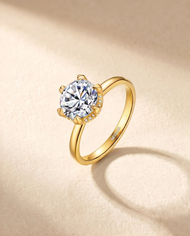 Satéur Aurous Gold Halo Diamond Ring™, 18K Gold