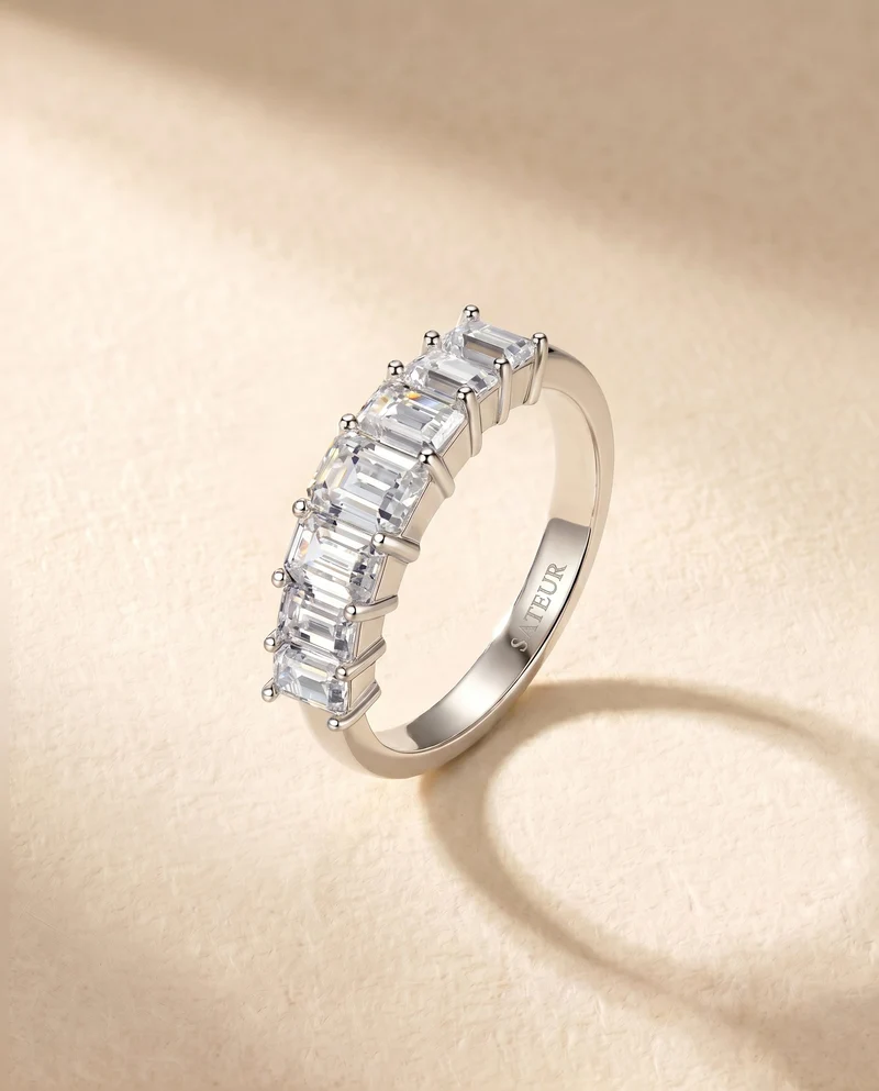 Satéur Sept Étoiles Diamond Ring™, 18K White Gold