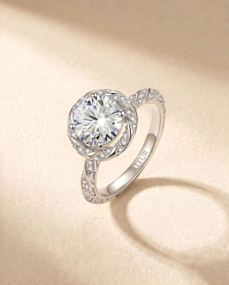 Satéur Palais d’Argent Diamond Ring™, 18K White Gold