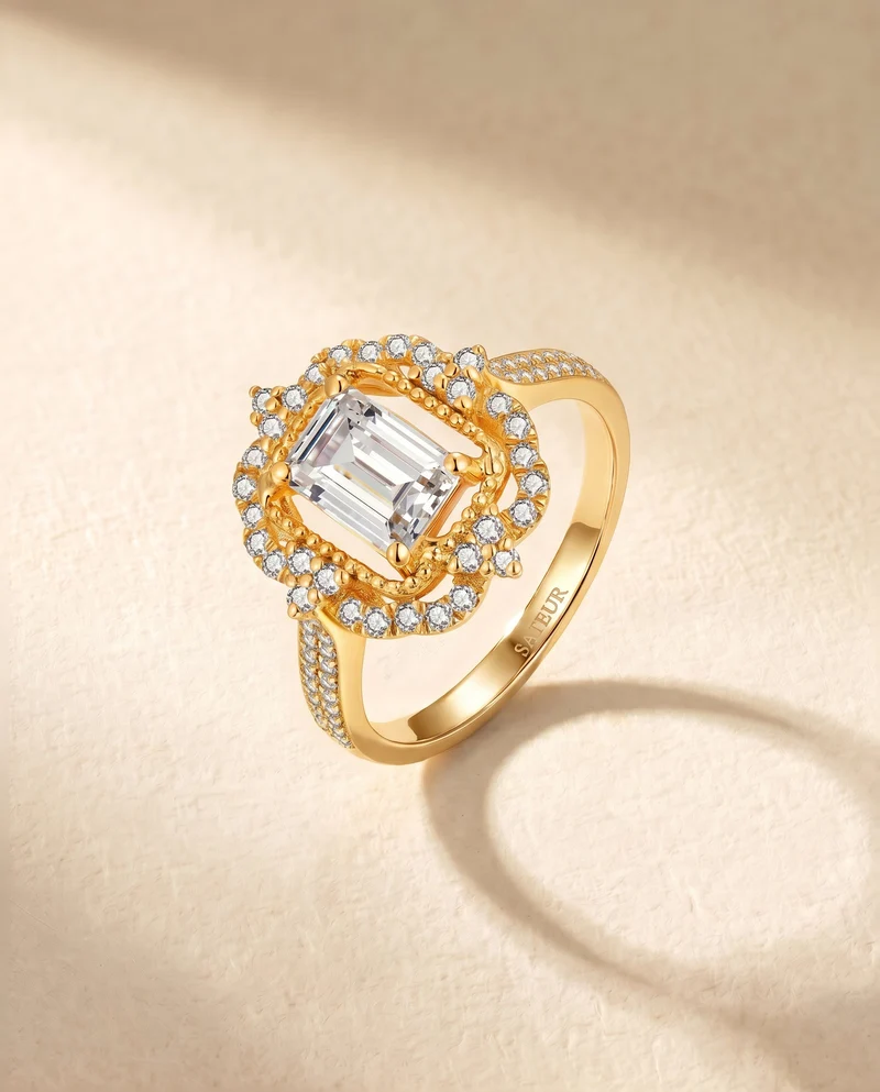 Satéur Rétro Aurous Gold Éclat Diamond Ring™, 18K Gold