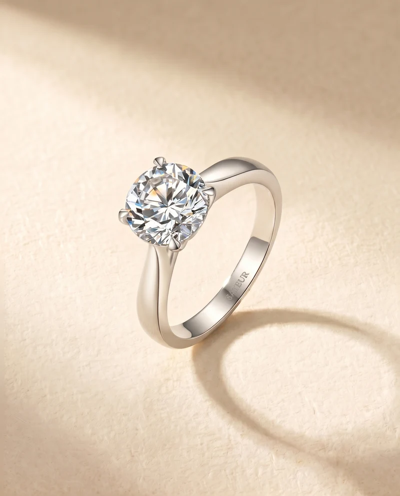 Satéur Pierre d’Amour Diamond Ring™, 18K White Gold